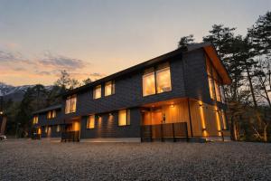 Amber MrT by Jade Group