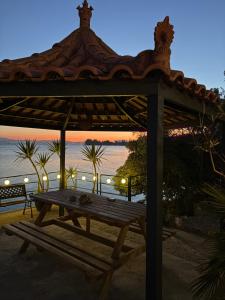 Blue Nights Apartments Eretria