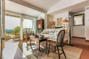 Design Andalusian Cortijo In Estepona With Cottage