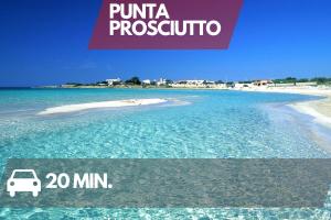 2 min walk to beach - Free parking & private patio