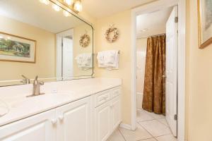 Phoenix V 905 condo