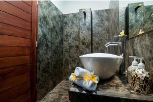 Plage 7 BR Private Pool Villa
