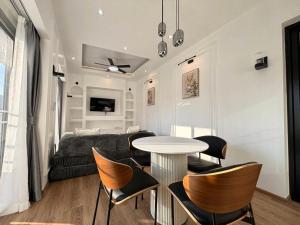 Silom City I Private Home for 6 Guests near BTS Chong Nonsi