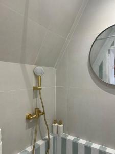 New Modern Studio Paris 16 Near Boulogne, Roland Garros, Metro, Eiffel tower, Parc des princes