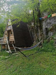 Chalet en Ariège insolite avec vue montagne, calme, nature et ciel étoilé