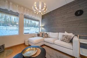 Modern Ski Apartment in Levi Centre-Private Sauna