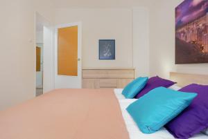 Comfy & Spacious Apartment Warsaw by Noclegi Renters