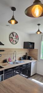 Lourdes Serenity, 8 couchages parking 8mm a pies du sanctuaire