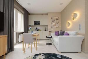 Modern Studio Near PGE Narodowy in Warszaw by Noclegi Renters