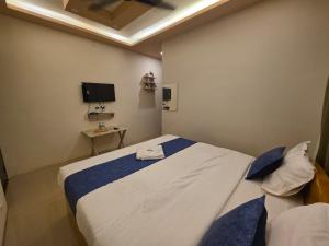 Vijaya Lodge