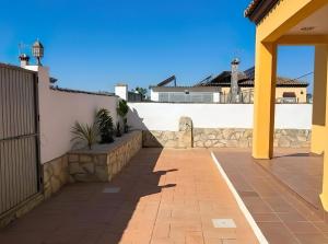 Chalet con piscina privada Lugar tranquilo con Palmeras