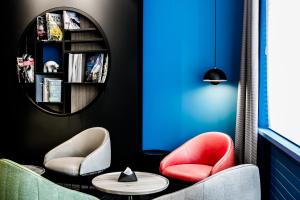 Hotels Hostellerie Du Chapeau Rouge : photos des chambres