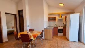 Apartman Old town with sea view by Villas Guide
