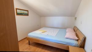 Apartman Old town with sea view by Villas Guide