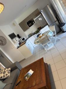 Appartement avec jardin terrasse au calme