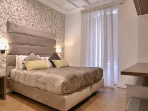 Helmirage suite Trevi