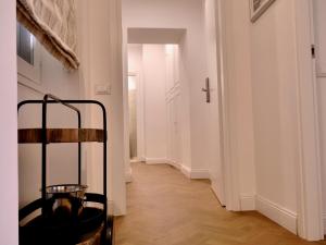 Helmirage suite Trevi