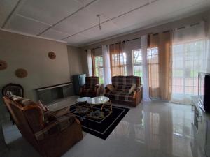 A Nice Homely 3 Bedroomed Apartment