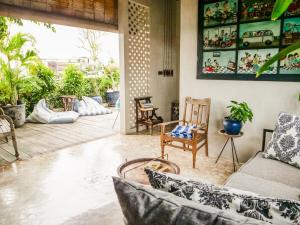 Loft with Private Pool in Canggu minutes to the Beach