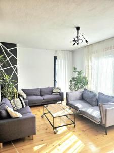 Слънчев апартамент 44 ет 3