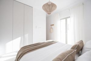Aliki Beach House