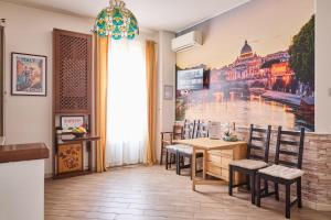 Lollo House - Romantic Apartment near Termini, San Lorenzo