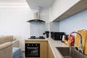 1-Min to Junction Mall, Pool, Gym, Power Backup