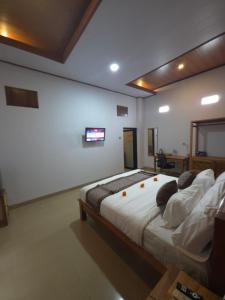 Manikawana House