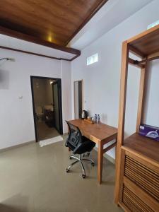 Manikawana House