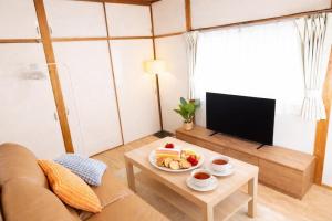 Okayama HARE House