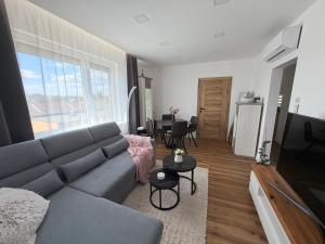 APARTNÁNY To-To