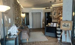 All Seasons Residence Design Hotel - Free parking