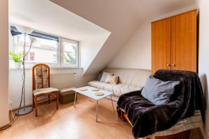 Beniowskiego Standard Apartment by BookingHost