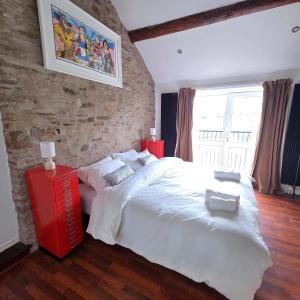 Derbyshire Country House