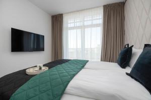 Eleganckie Apartamenty Blisko Tężni Solankowych z Balkonem i Klimatyzacją by Renters Prestige