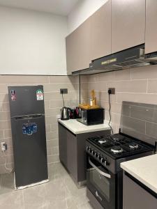 2 bedroomEn-suite with Gym Fast WIFI Ideal for Digital Nomads