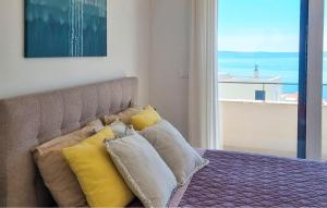 Beautiful Home In Makarska