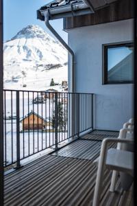 Apartment 2 BR Near Slopes View