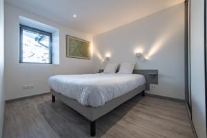 Apartment 2 BR Near Slopes View