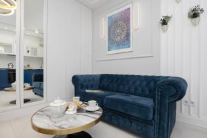 Modern Studio Perfect for Remote Working Close to PGE by Noclegi Renters