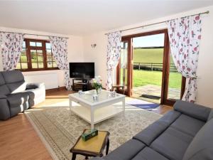 2 Bed in Liskeard oc-landc