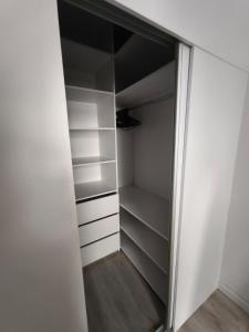 Apartment for 6 guests, 2 bathrooms and air conditioning