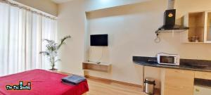 Gaur Mall Luxury Studio Apartment - GHUMLOO
