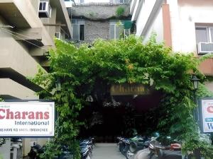 Hotel Charans International