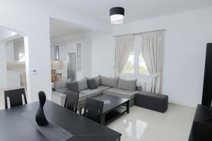 Thea Villa