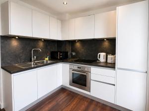 Manchester Gem 2-Bed Apartment with Ensuite