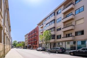 Cosmopolitan Flat