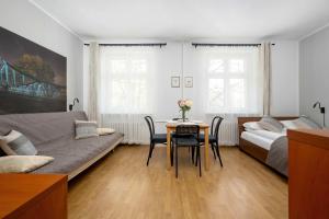 Functional Studio in Downtown Wrocław by Noclegi Renters