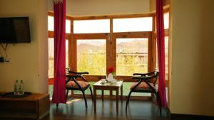 Hotel DE Suzain-Leh