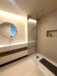 Aveiro Station Apartment by Adiciona